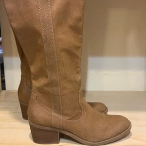 NWOT Dolce Vita Brown Leather Boots